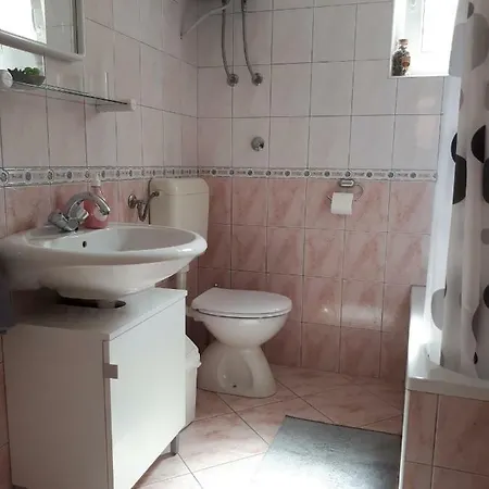 Alberta Apartament