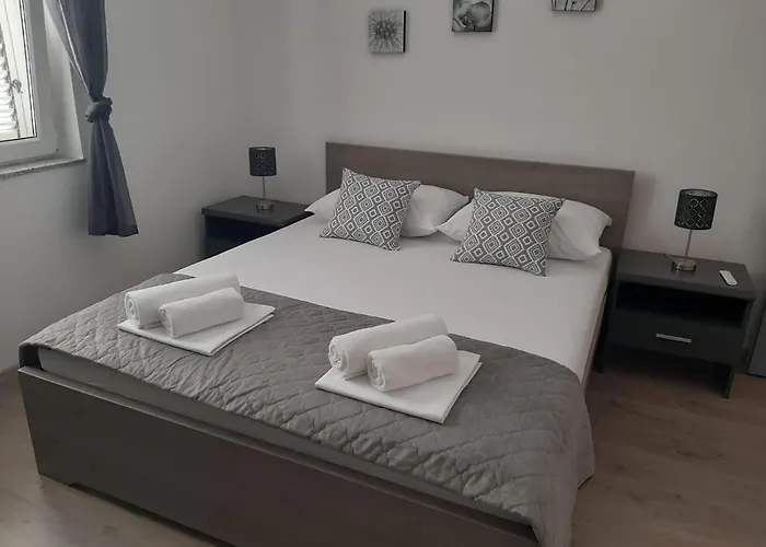 Alberta アパート ヴォディツェ