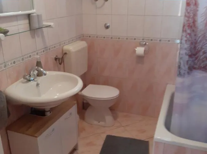 アパート Alberta