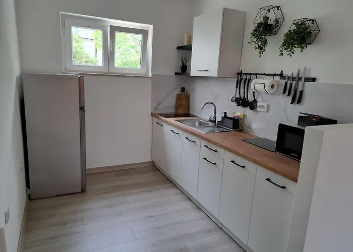 Alberta Διαμέρισμα *